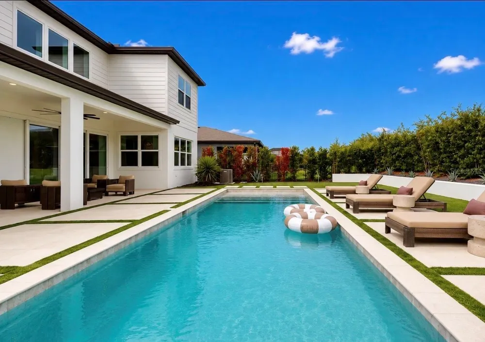 6117 GOLDEN BEACH DRIVE Apollo Beach, FL 33572