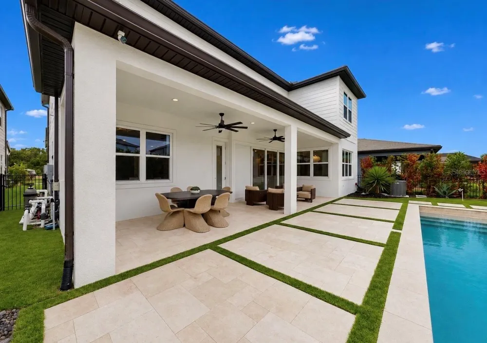 6117 GOLDEN BEACH DRIVE Apollo Beach, FL 33572