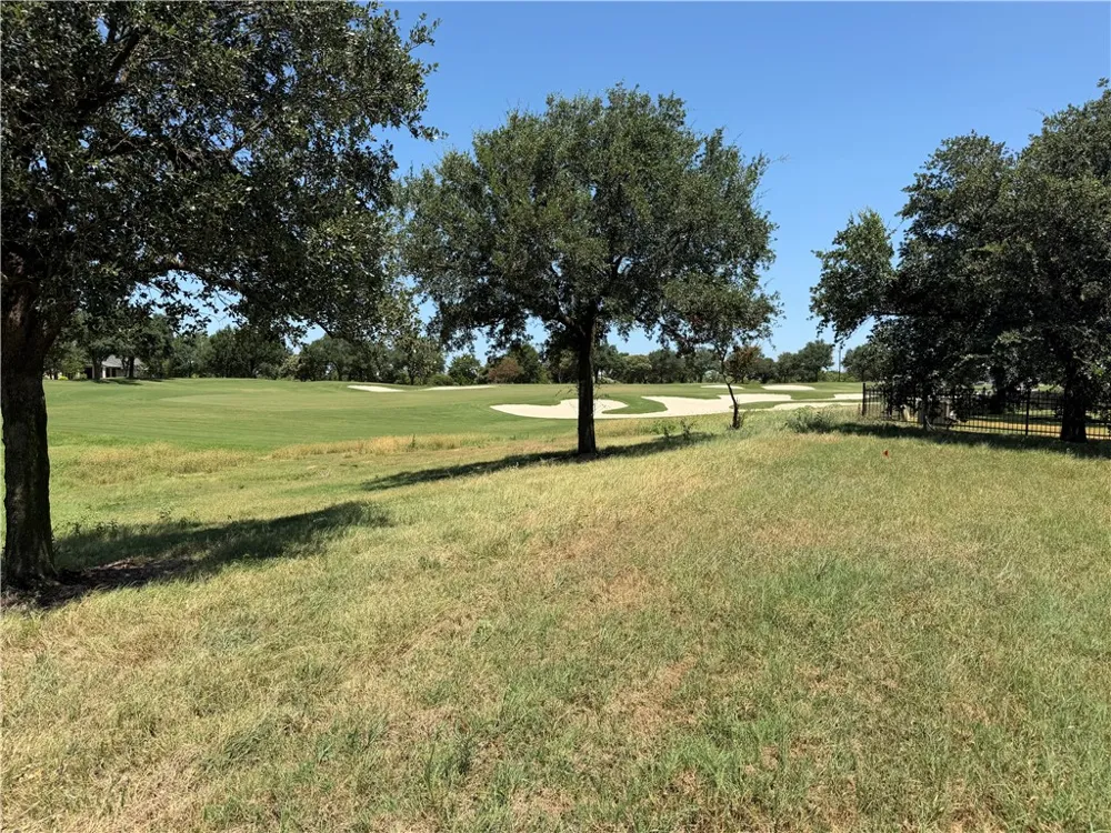 5101 Miramont Circle Bryan, TX 77802