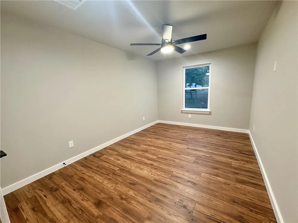 2003 Terral Ct Cameron, TX 76520