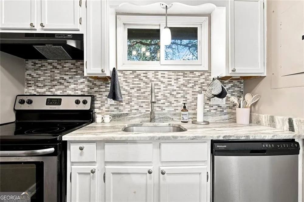 2604 Fairway Oaks Waleska, GA 30183