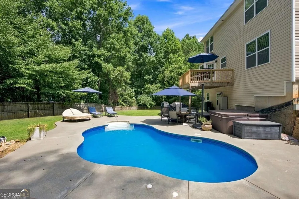 216 Mystic HOLW Canton, GA 30114
