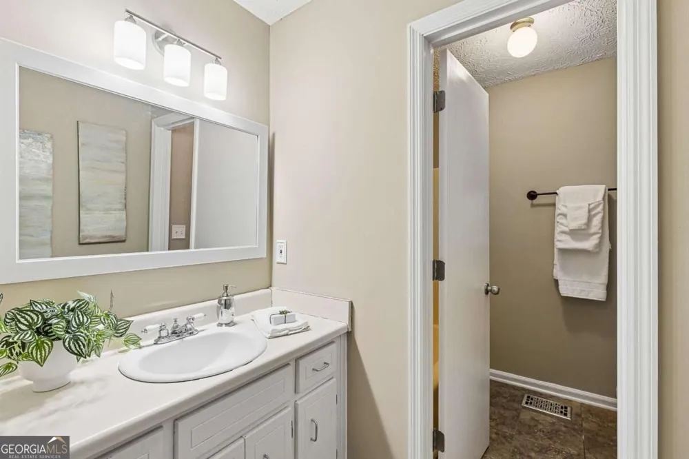 5308 Ferry Creek LN Acworth, GA 30102