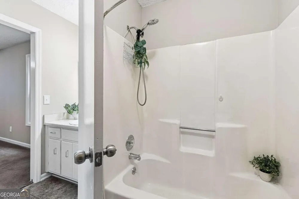 5308 Ferry Creek LN Acworth, GA 30102