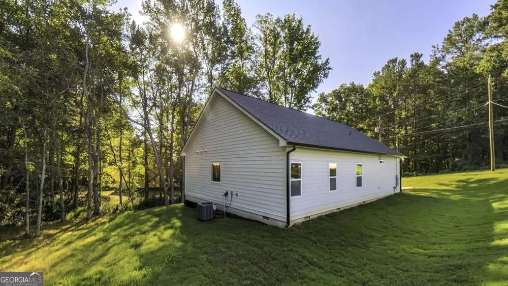 1120 Whispering Hills DR Bremen, GA 30110