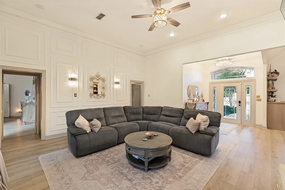 4291 Indian Paint Trail Aubrey, TX 76227