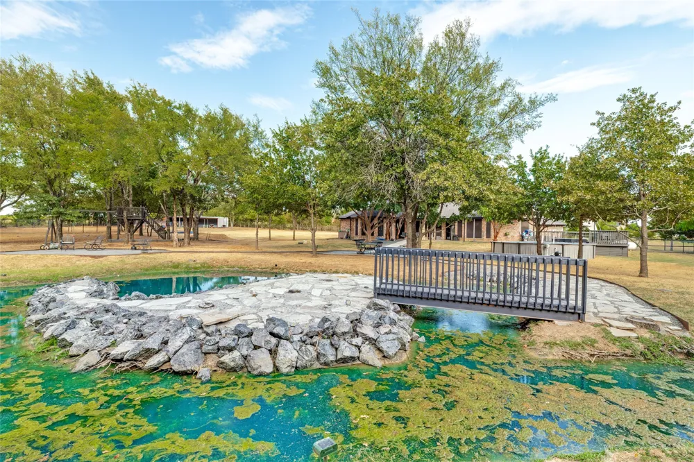 4291 Indian Paint Trail Aubrey, TX 76227