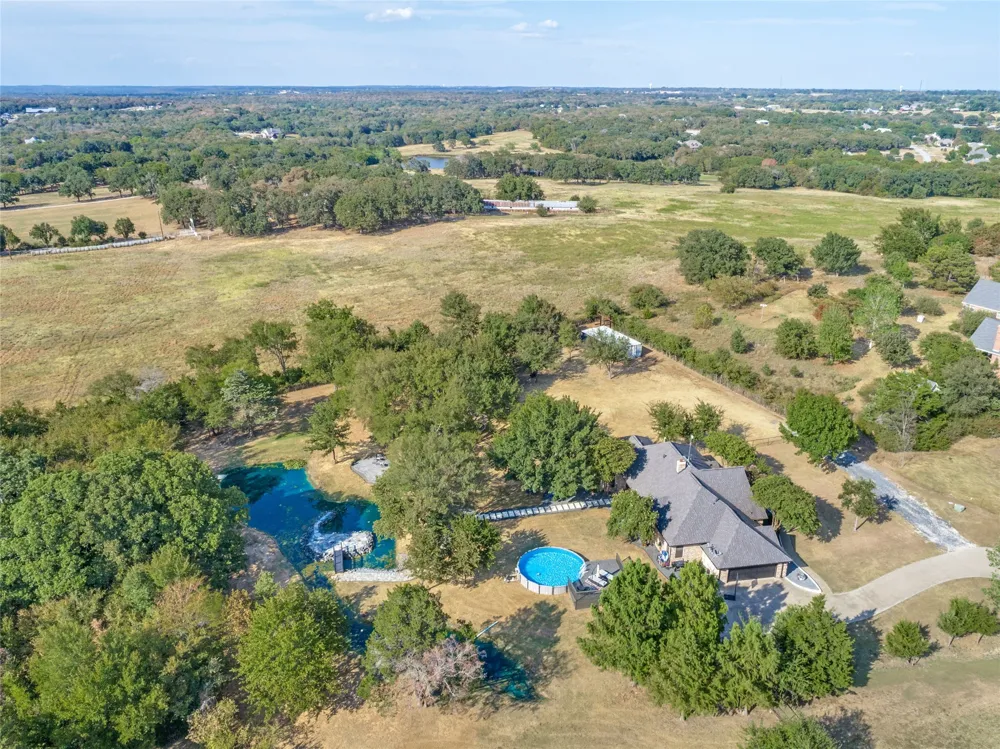 4291 Indian Paint Trail Aubrey, TX 76227