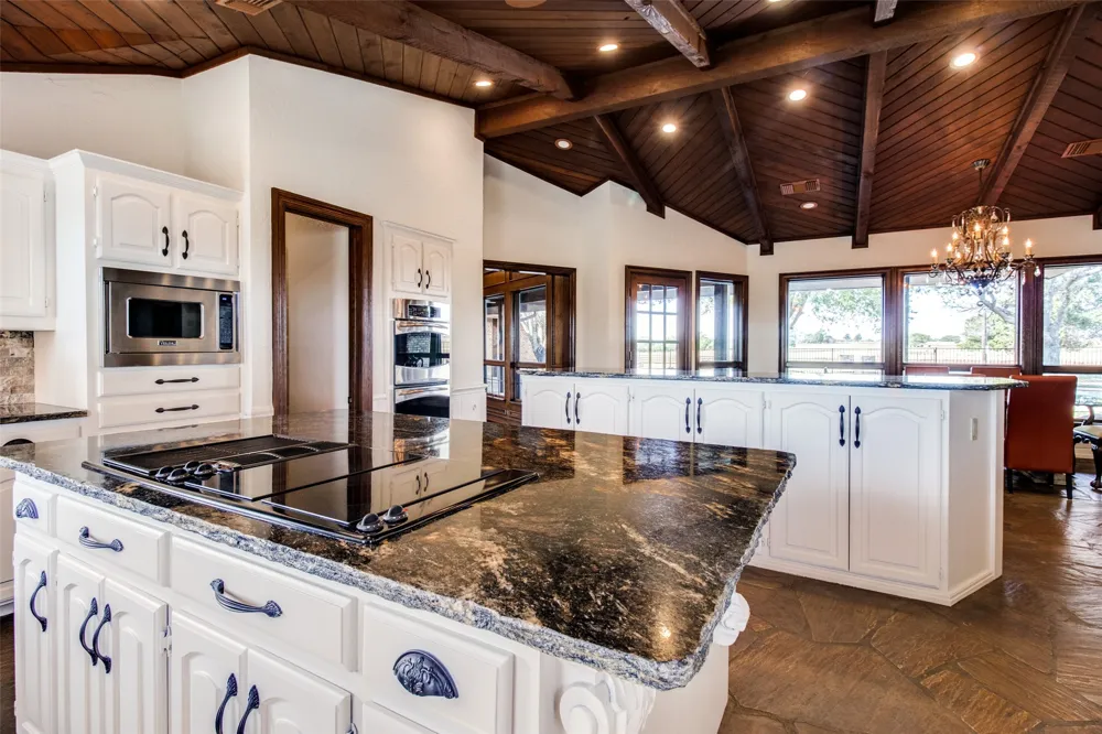 105 Sammi's Way Whitesboro, TX 76273