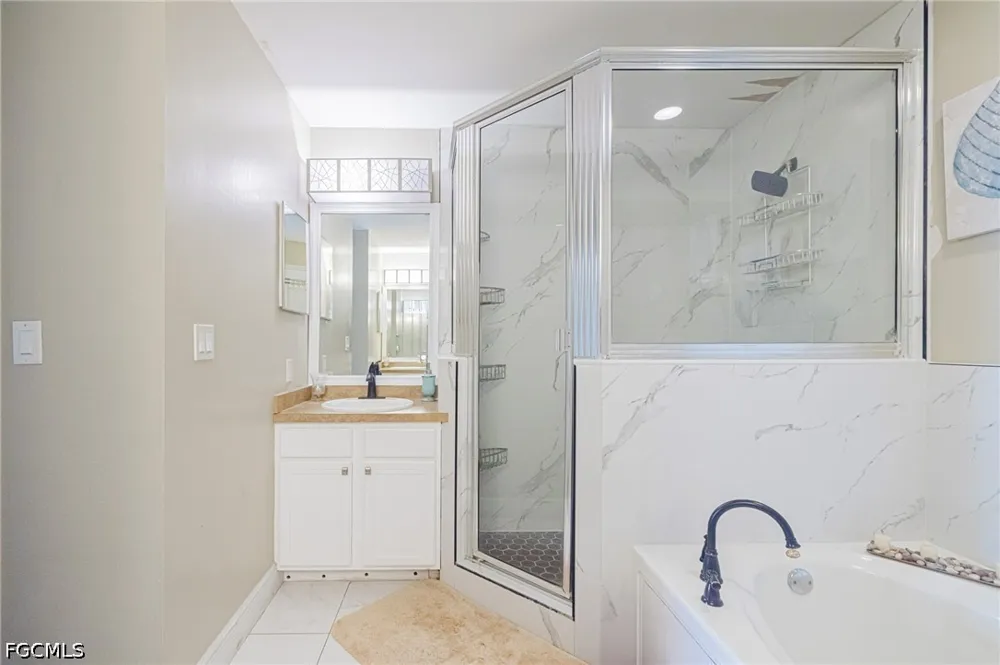 SE 18th Avenue Cape Coral, FL 33990