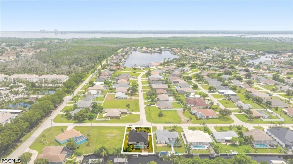 SE 18th Avenue Cape Coral, FL 33990