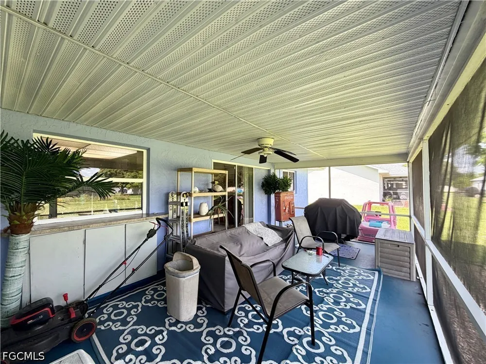 SE 19th Street Cape Coral, FL 33990