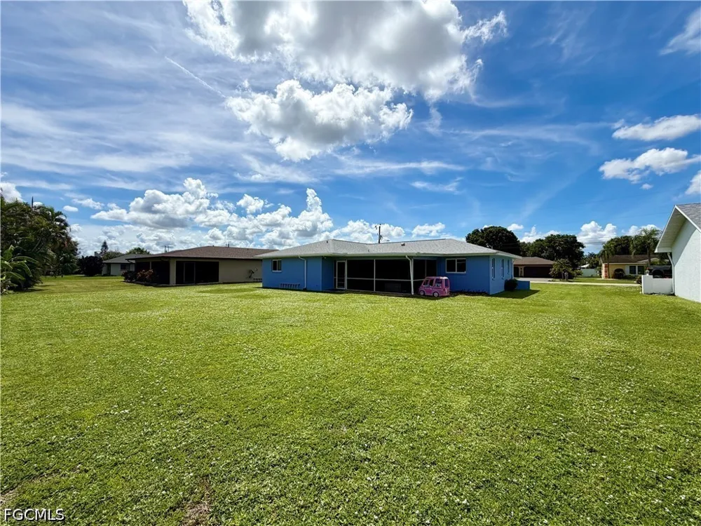 SE 19th Street Cape Coral, FL 33990