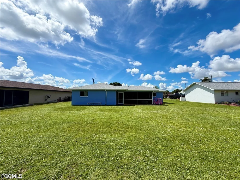 SE 19th Street Cape Coral, FL 33990