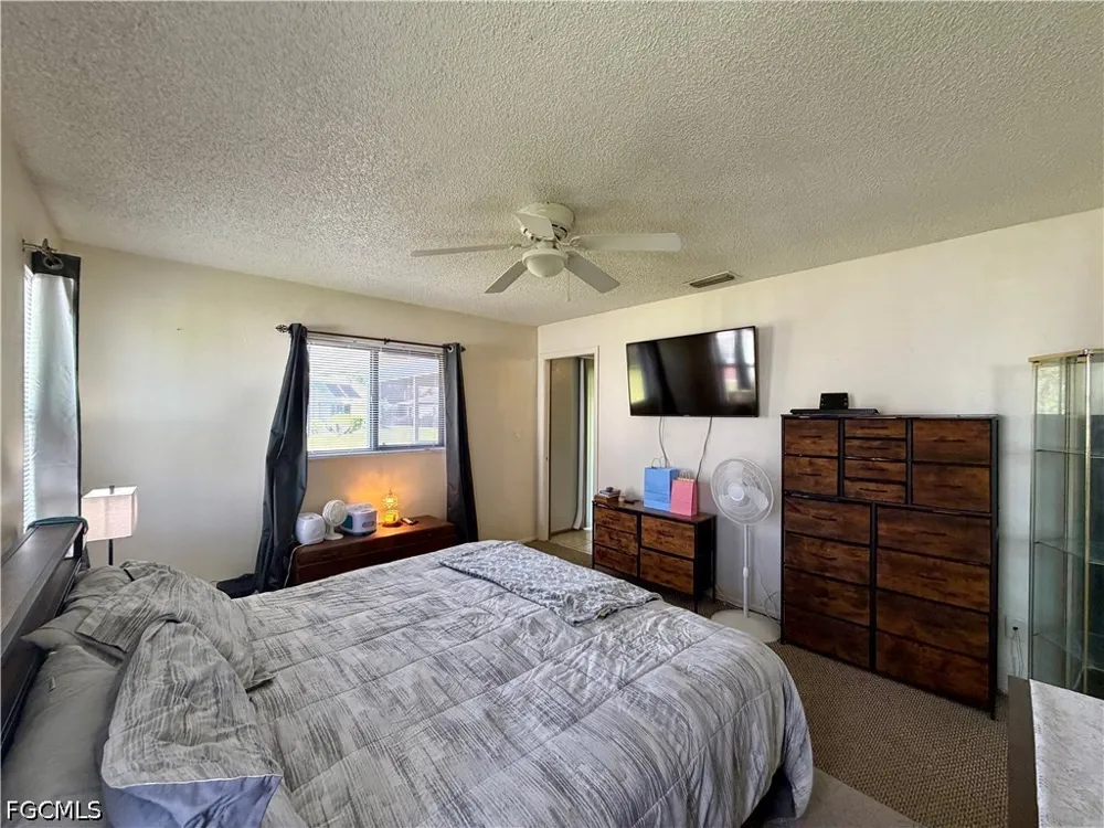 SE 19th Street Cape Coral, FL 33990
