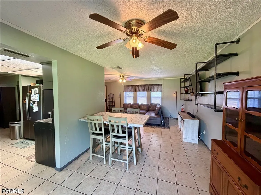 SE 19th Street Cape Coral, FL 33990