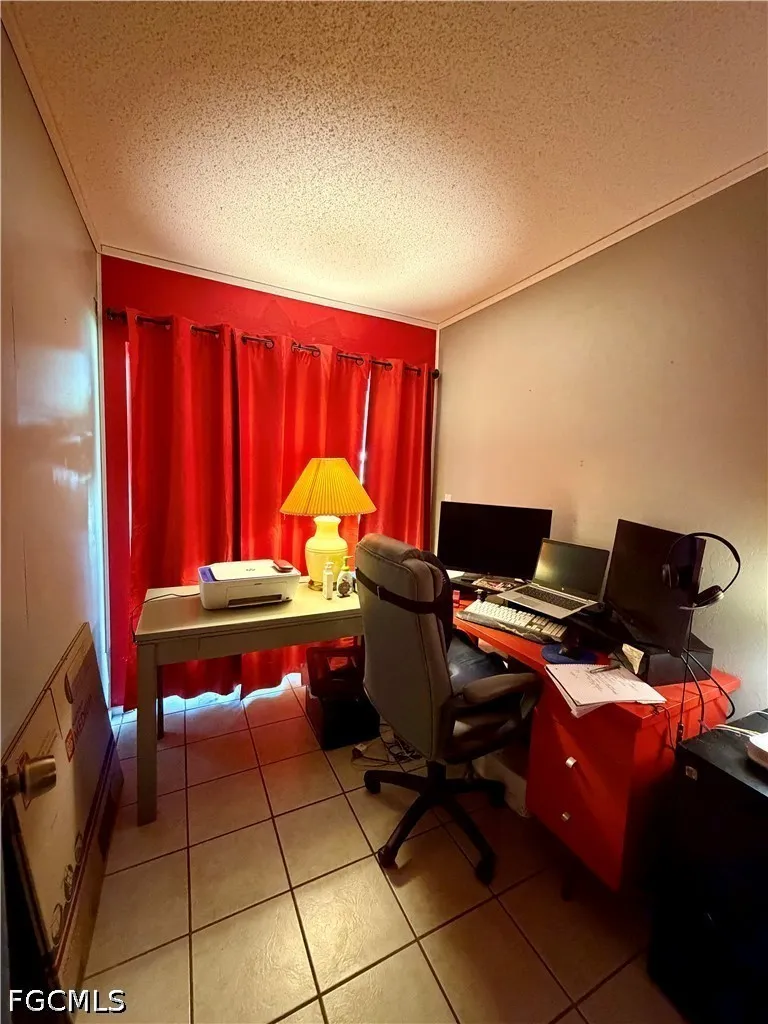 SE 19th Street Cape Coral, FL 33990