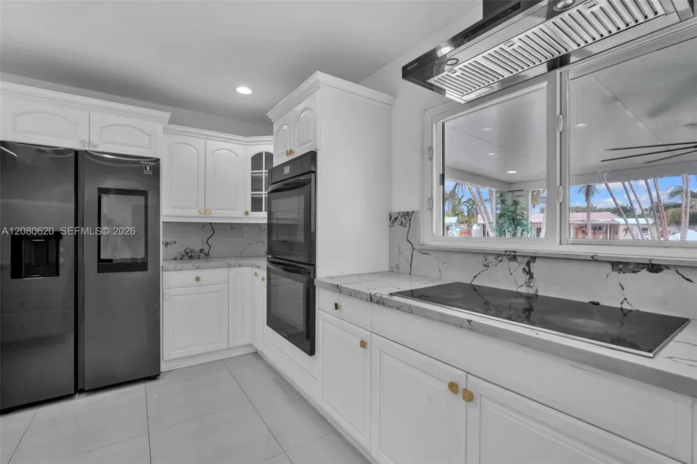 1436 NW 8th St Dania Beach, FL 33004