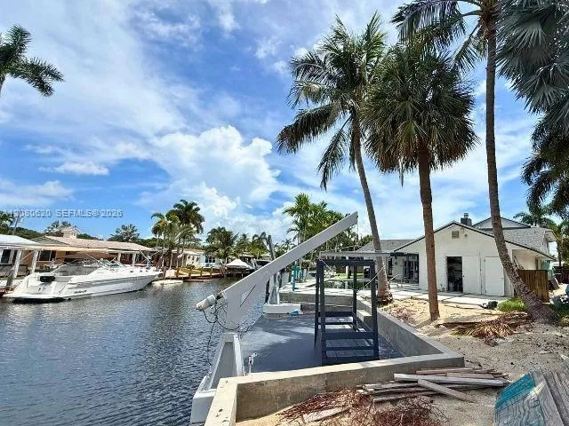 1436 NW 8th St Dania Beach, FL 33004
