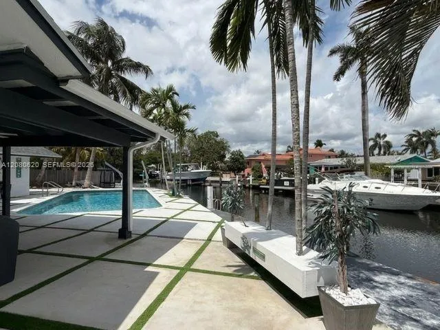 1436 NW 8th St Dania Beach, FL 33004
