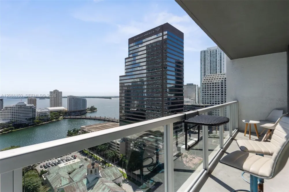 500 Brickell Ave #3000 Miami, FL 33131