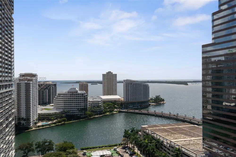 500 Brickell Ave #3000 Miami, FL 33131