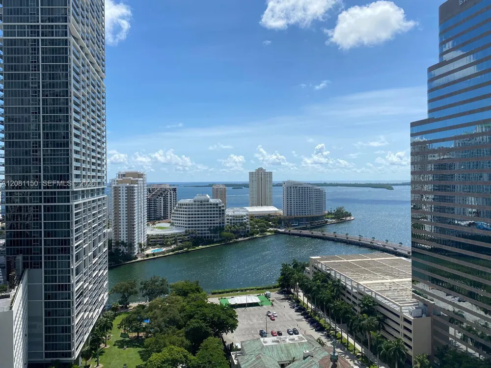500 Brickell Ave #3000 Miami, FL 33131