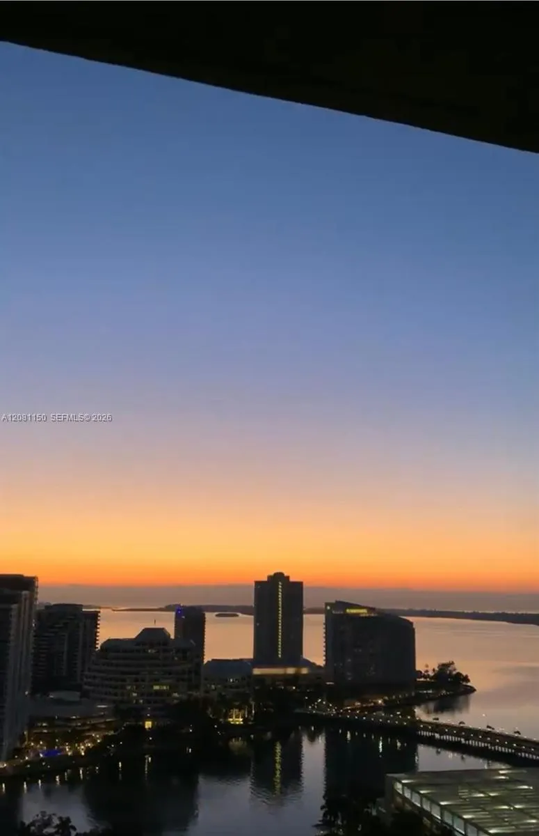 500 Brickell Ave #3000 Miami, FL 33131