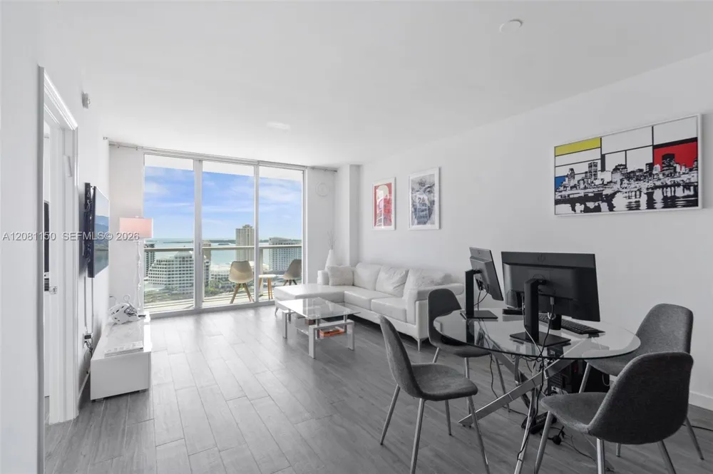 500 Brickell Ave #3000 Miami, FL 33131