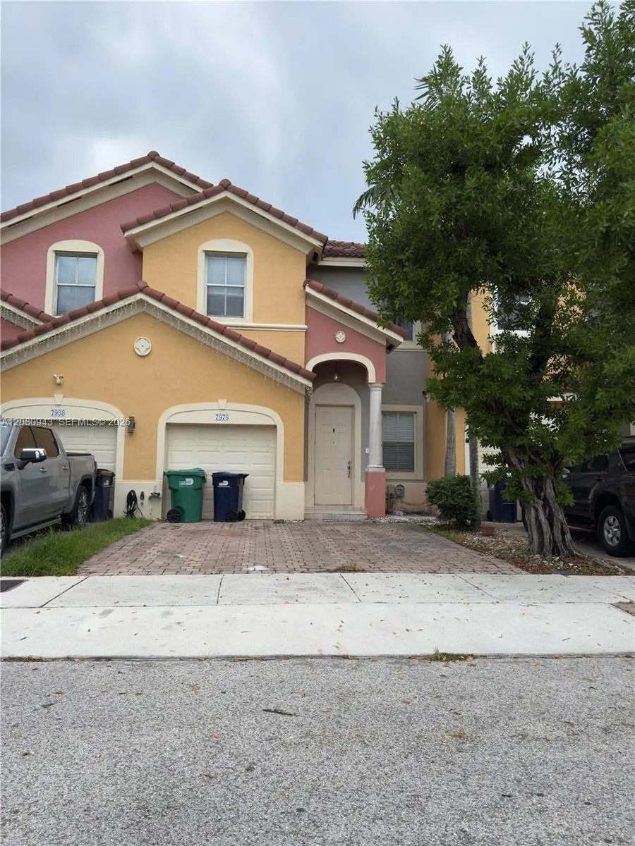 7978 SW 166th Pl Miami, FL 33193