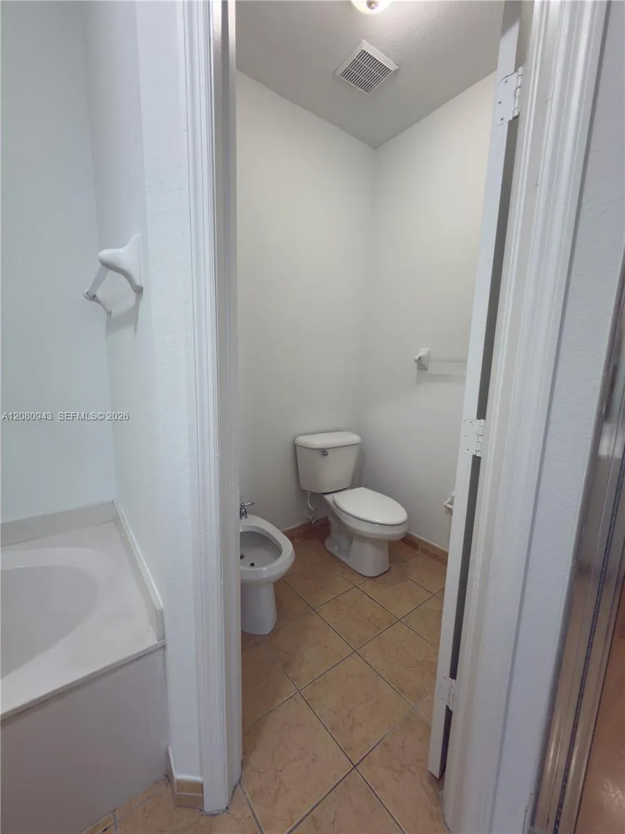 7978 SW 166th Pl Miami, FL 33193