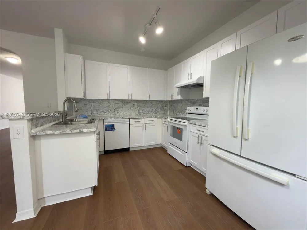 7978 SW 166th Pl Miami, FL 33193