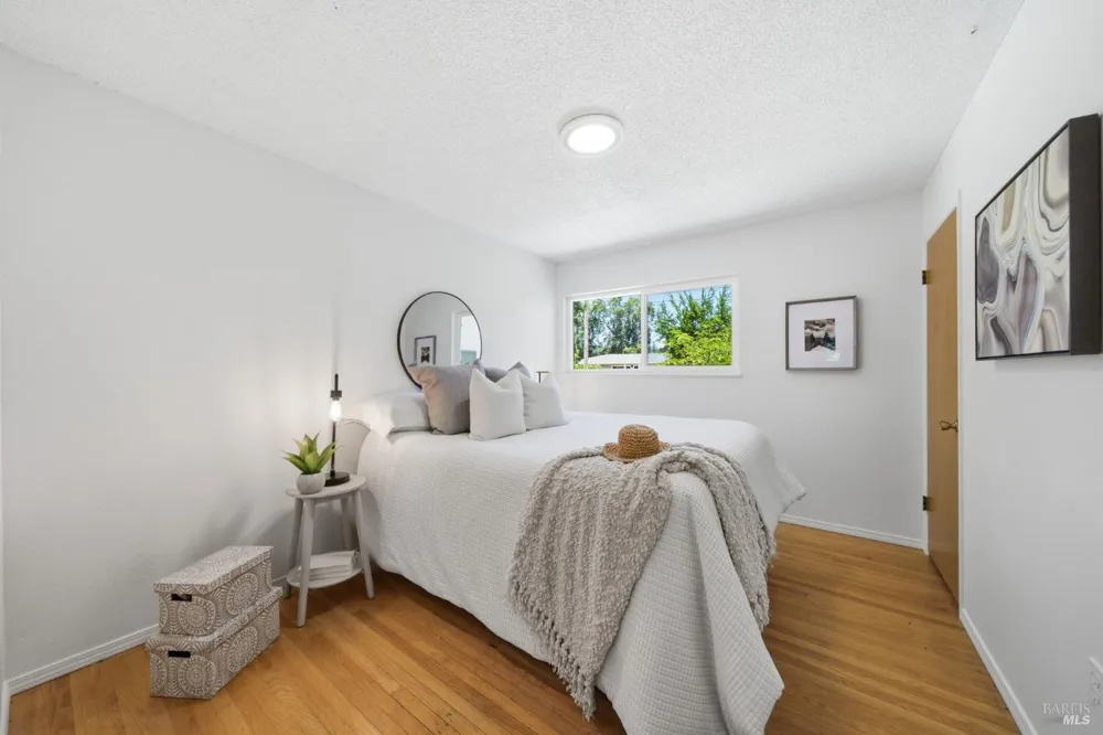 1121 Valley View Street St. Helena, CA 94574