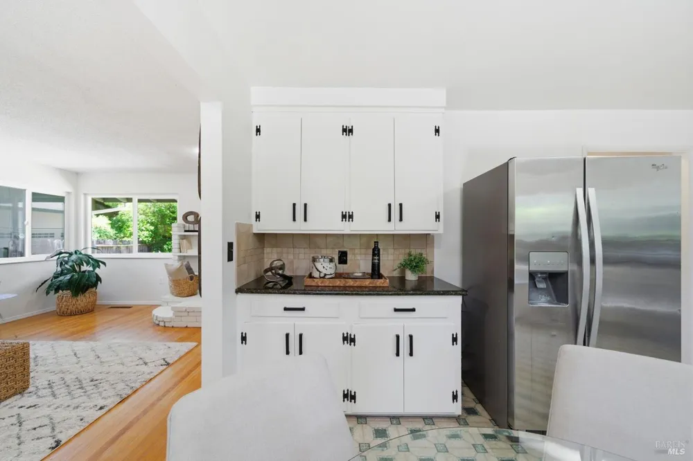 1121 Valley View Street St. Helena, CA 94574