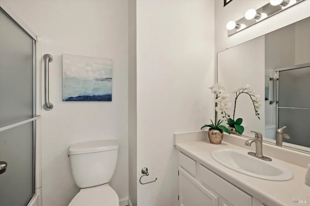 125 Golden Gate Circle Napa, CA 94558