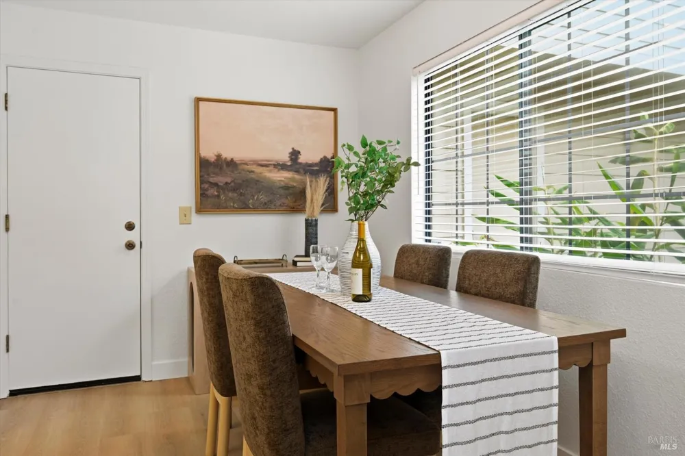 125 Golden Gate Circle Napa, CA 94558