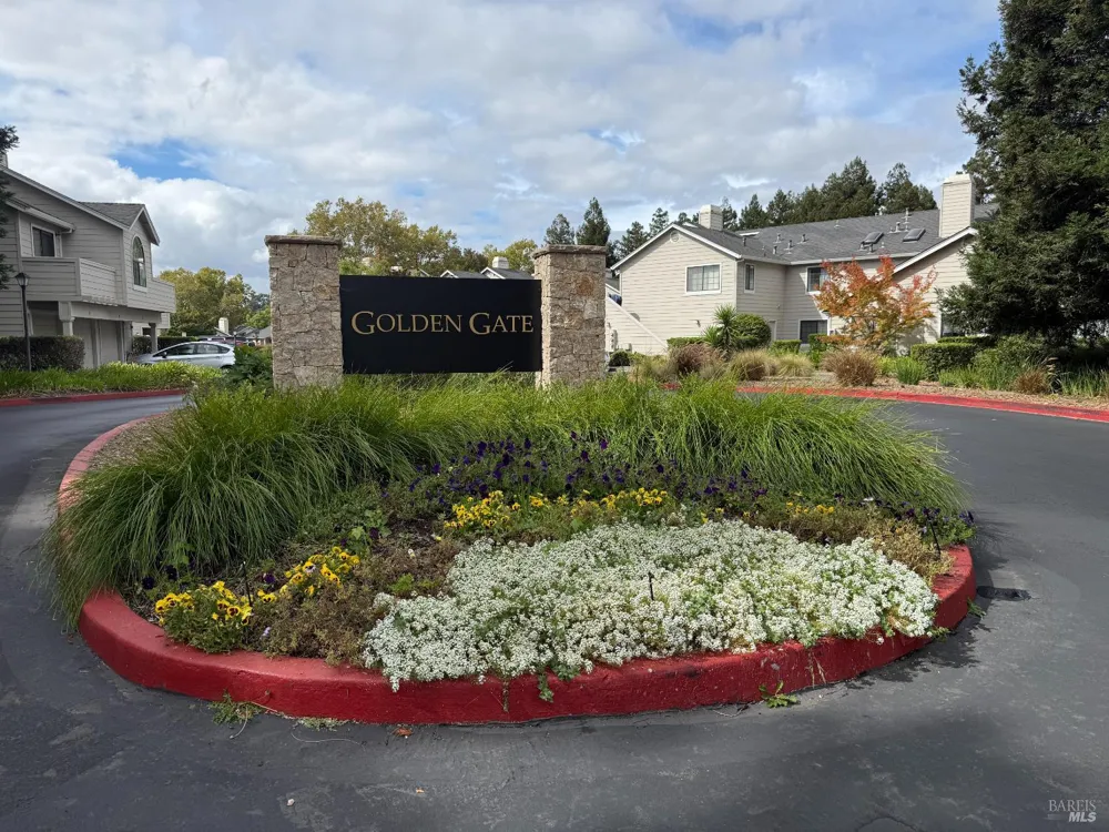 125 Golden Gate Circle Napa, CA 94558