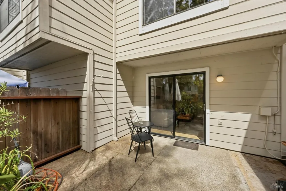 125 Golden Gate Circle Napa, CA 94558