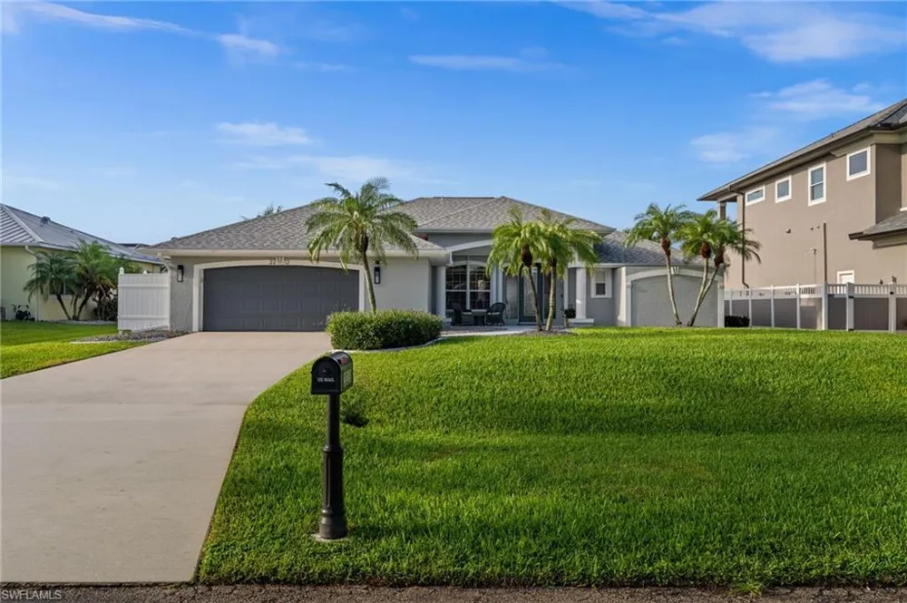 2212 SW 44th Terrace Cape Coral, FL 33914