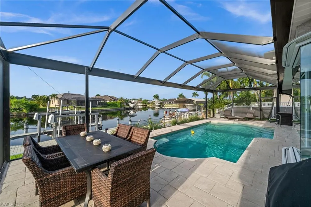 2212 SW 44th Terrace Cape Coral, FL 33914
