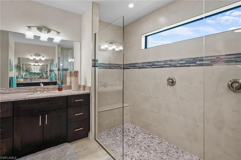 3726 NW 42nd Place Cape Coral, FL 33993