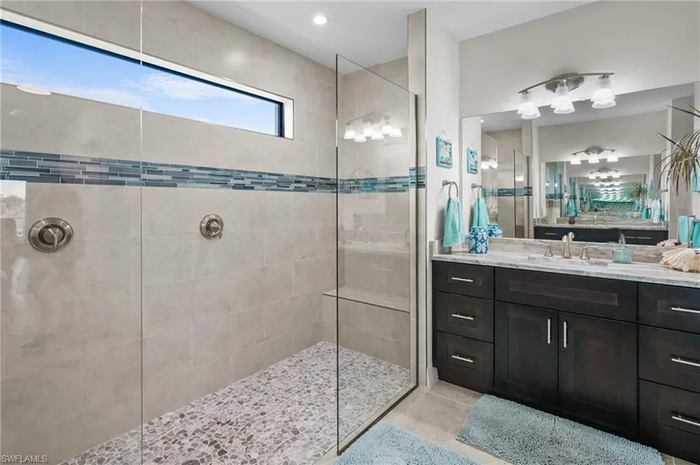 3726 NW 42nd Place Cape Coral, FL 33993