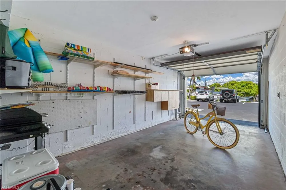 4647 SE 17th Place #105 Cape Coral, FL 33904