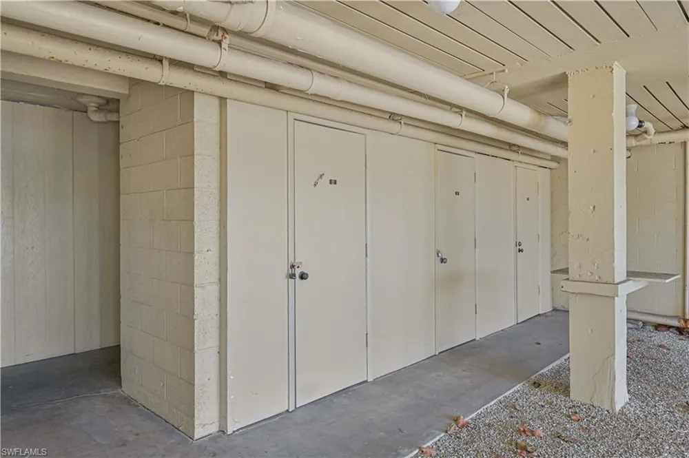 4647 SE 17th Place #105 Cape Coral, FL 33904
