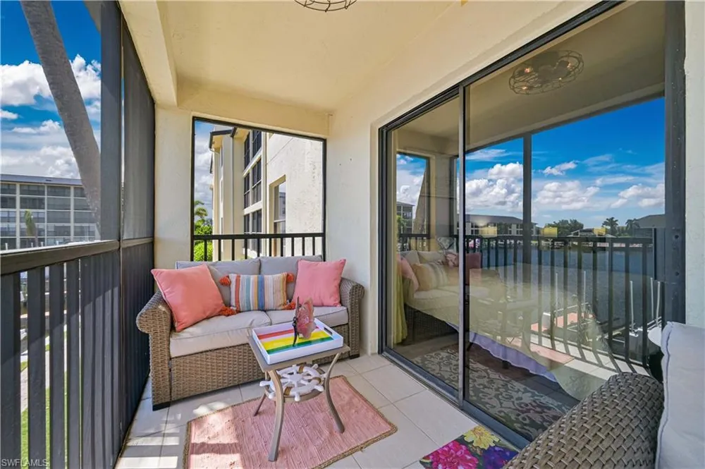 4647 SE 17th Place #105 Cape Coral, FL 33904