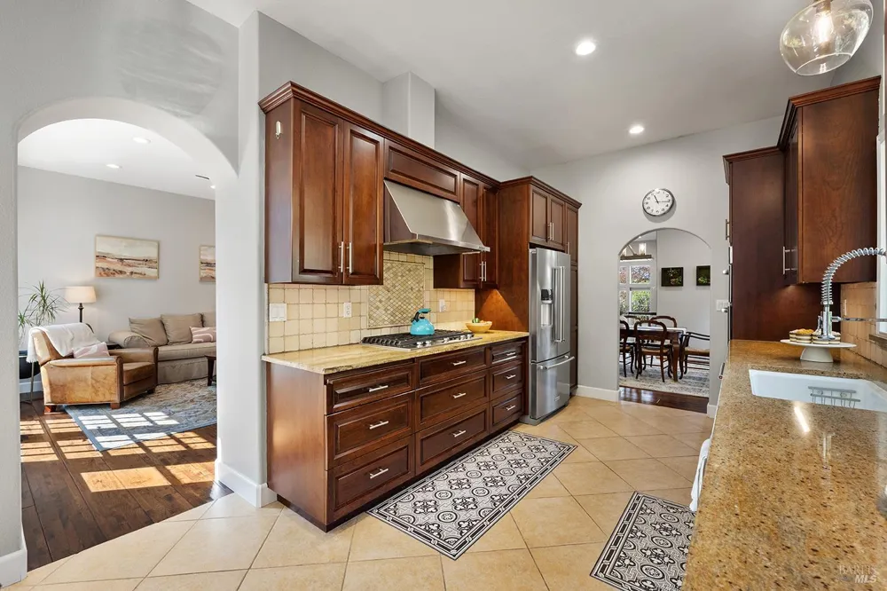 3991 Haven Court Sebastopol, CA 95472