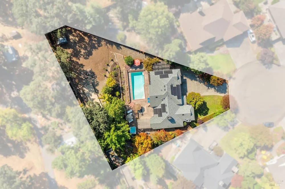 3991 Haven Court Sebastopol, CA 95472
