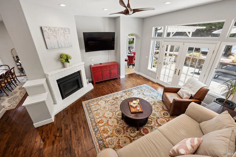 3991 Haven Court Sebastopol, CA 95472