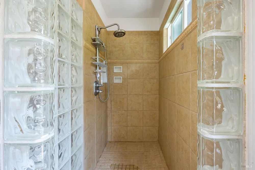 3991 Haven Court Sebastopol, CA 95472