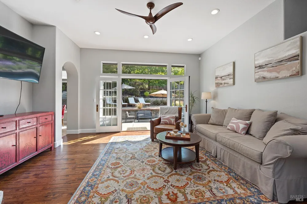 3991 Haven Court Sebastopol, CA 95472